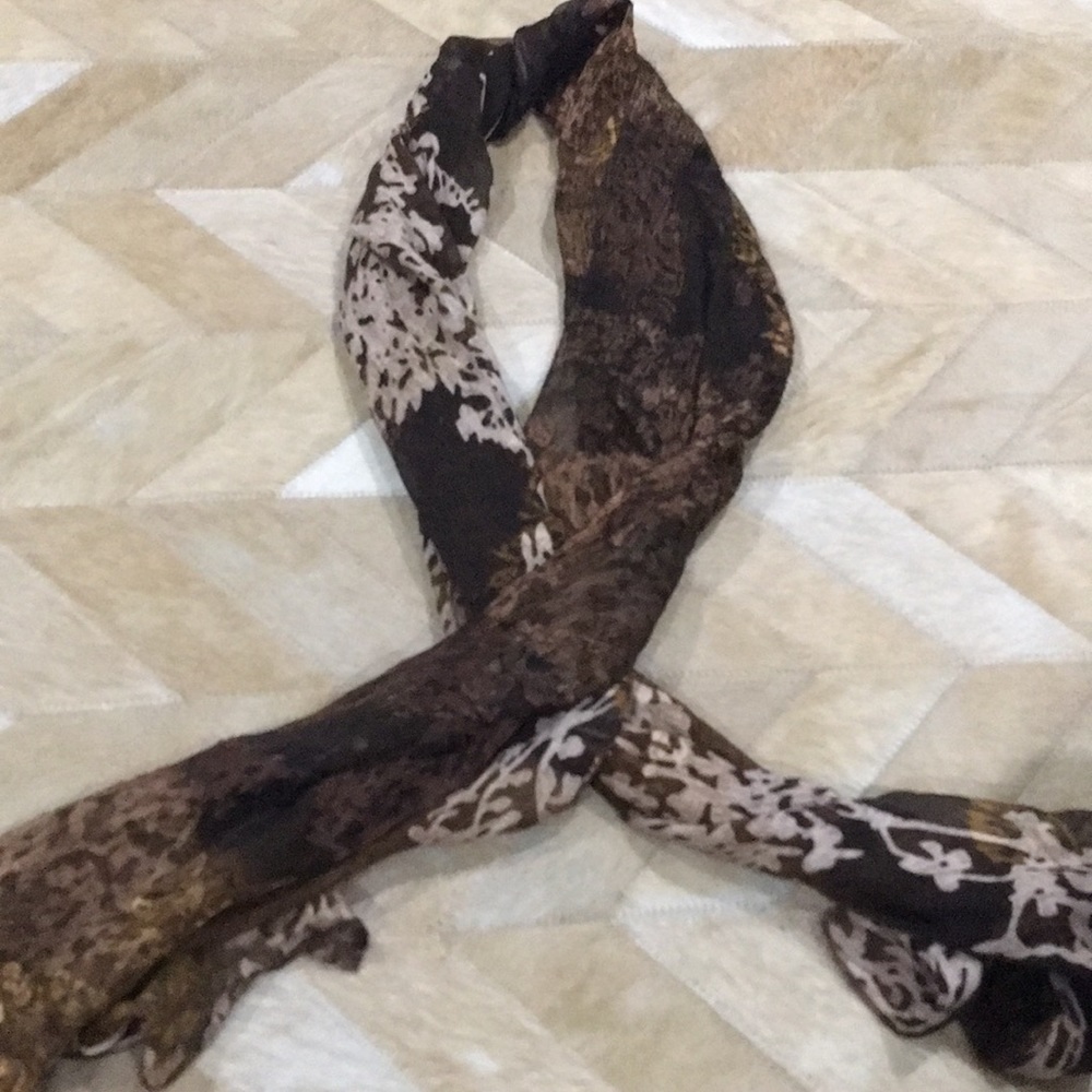 Brown multicolored scarf